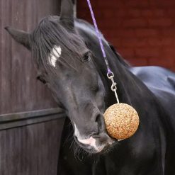 Laižalas žirgams LIKIT GRANOLA STALL BALL (įvairių skonių), 1.6 kg - Image 3